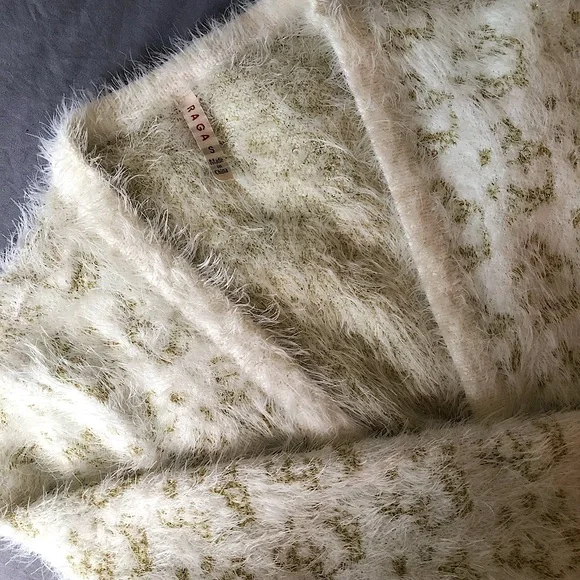 Anthropologie Raga Cassidy Eyelash Cardigan - Picture 8 of 8